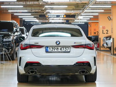 2021 BMW 4 SERIES photo 4
