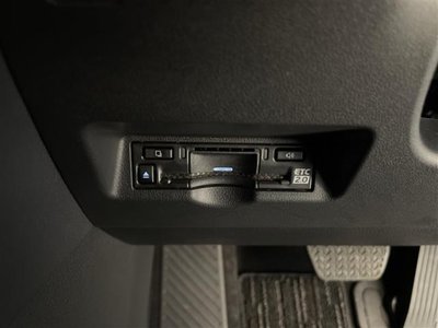 TOYOTA ALPHARD - 10