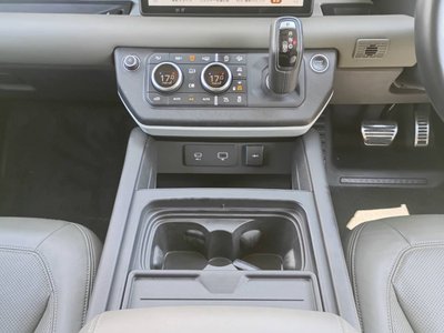 صورة مصغرة 37 لـ 2021 LAND Rover DEFENDER