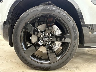 LAND ROVER DEFENDER - 6
