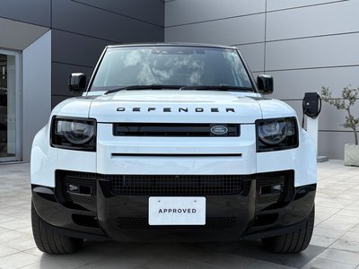 LAND ROVER DEFENDER - 7