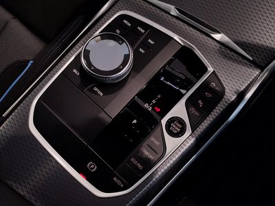 2025 BMW 3 SERIES — миниатюра 16