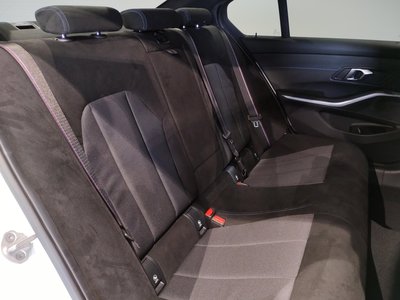 2025 BMW 3 SERIES — миниатюра 12