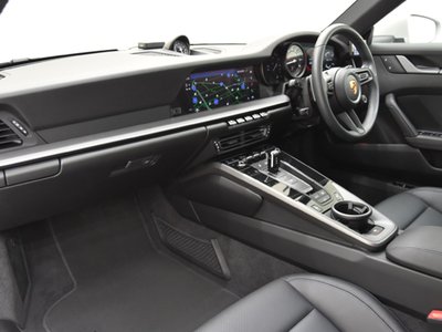 PORSCHE 911 - 10