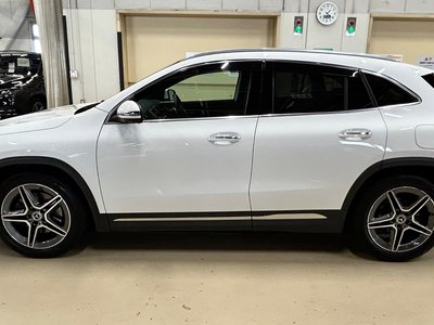 MERCEDES-BENZ GLA - 10