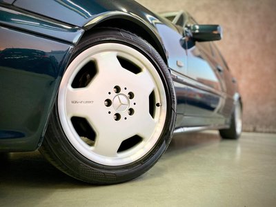MERCEDES-BENZ C-CLASS AMG - 7