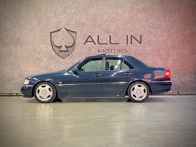 MERCEDES-BENZ C-CLASS AMG - 8