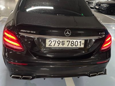 MERCEDES-BENZ E-CLASS - 2