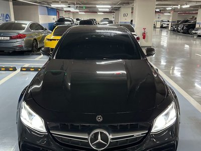 MERCEDES-BENZ E-CLASS - 1