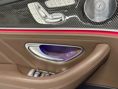 MERCEDES-BENZ E-CLASS - 10