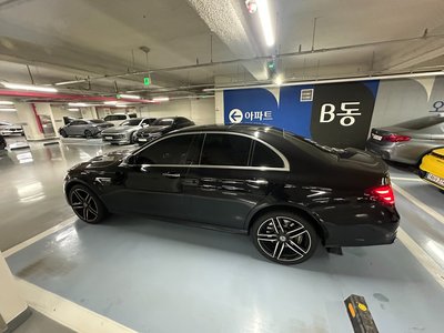 MERCEDES-BENZ E-CLASS - 4