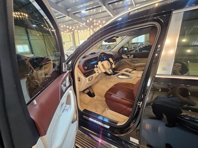 MERCEDES-BENZ GLS - 9