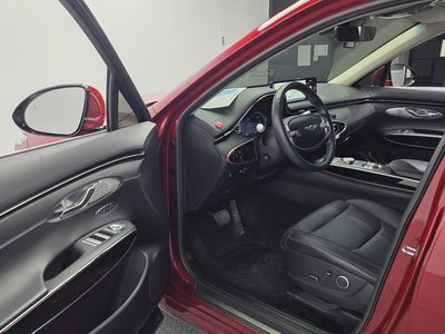 صورة 10 لـ 2021 Genesis GV70