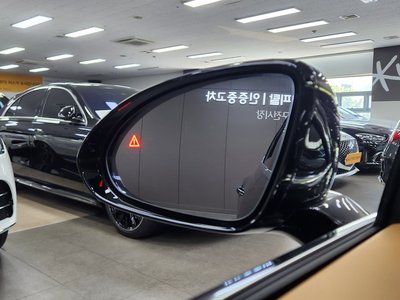 GENESIS G80 (RG3) - 2