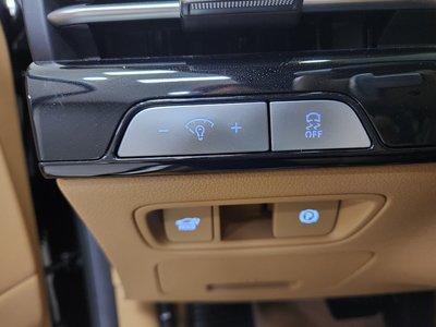 GENESIS G80 (RG3) - 6