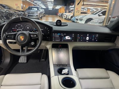 2024 Porsche TAYCAN 照片 9