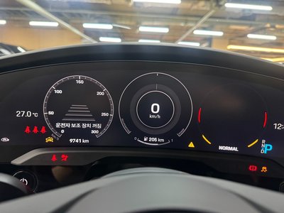 2024 Porsche TAYCAN 照片 8