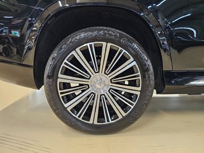 صورة 6 لـ 2023 Mercedes-BENZ GLS