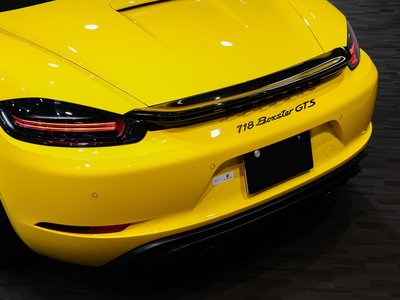 صورة مصغرة 15 لـ 2022 Porsche 718