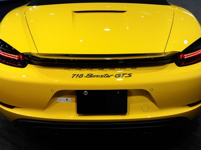 صورة مصغرة 13 لـ 2022 Porsche 718