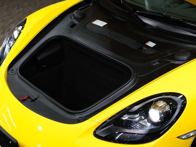 صورة مصغرة 48 لـ 2022 Porsche 718