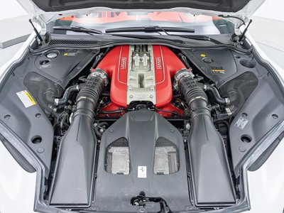 صورة 5 لـ 2021 Ferrari 812 GTS