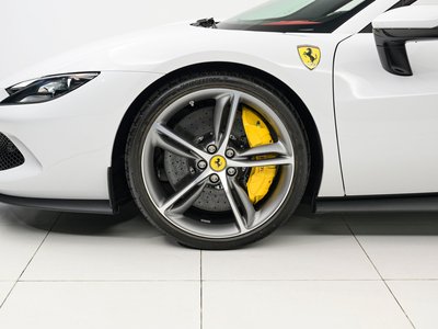 2024 Ferrari 296 GTS — миниатюра 16