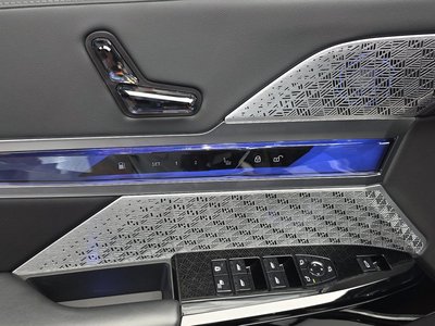 2023 BMW 7 SERIES — миниатюра 32