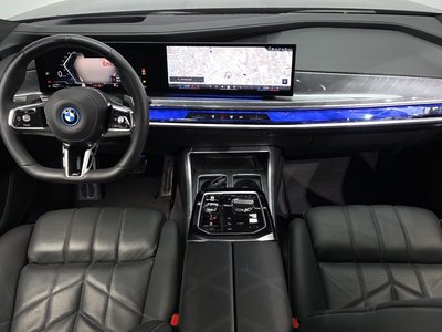 صورة 5 لـ 2023 BMW 7 SERIES