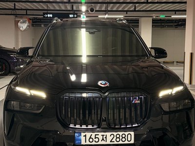 2023 BMW X7 — фото 4