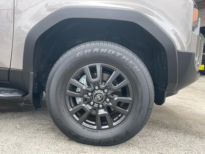 TOYOTA LAND CRUISER - 6