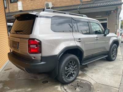 TOYOTA LAND CRUISER - 5