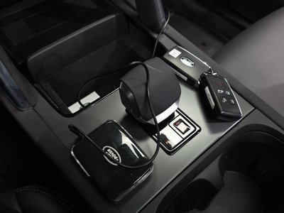 LAND ROVER DISCOVERY SPORT - 9