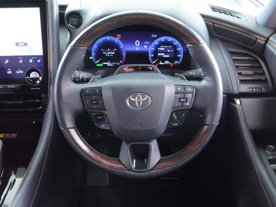 2023 Toyota ALPHARD — фото 8