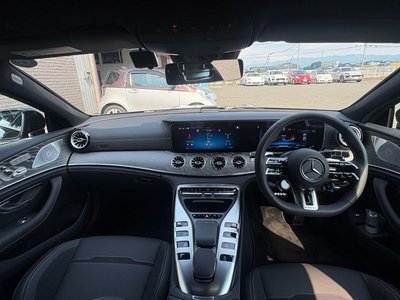 2025 Mercedes-BENZ GT AMG — миниатюра 40
