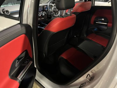 MERCEDES-BENZ GLA - 10