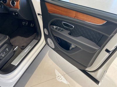 BENTLEY BENTAYGA - 9