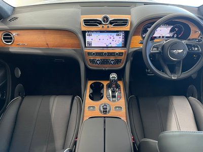 BENTLEY BENTAYGA - 10