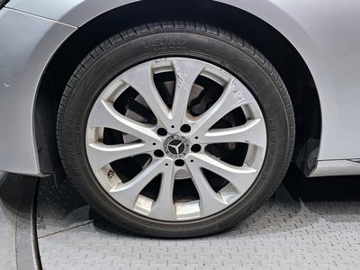 MERCEDES-BENZ E-CLASS - 6