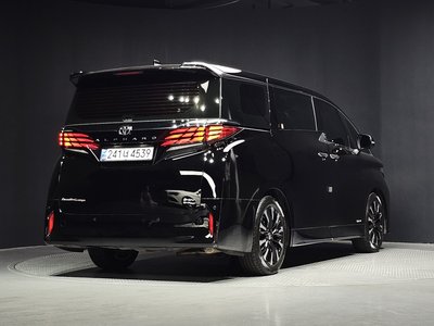 TOYOTA ALPHARD - 4