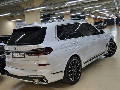 BMW X7 - 6