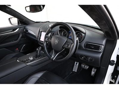 صورة 5 لـ 2020 Maserati LEVANTE