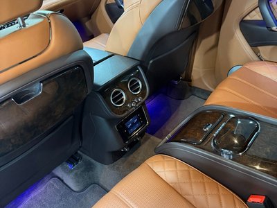 صورة مصغرة 16 لـ 2017 Bentley BENTAYGA