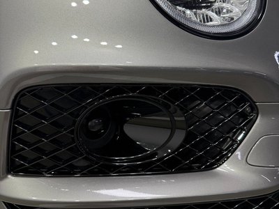 صورة مصغرة 11 لـ 2017 Bentley BENTAYGA