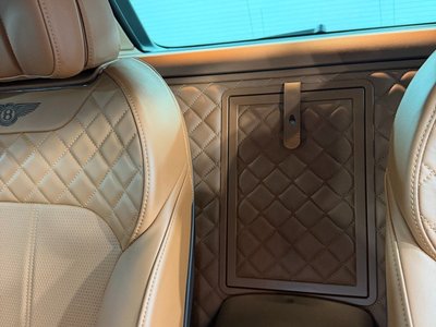 صورة مصغرة 19 لـ 2017 Bentley BENTAYGA