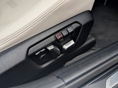2015 BMW M3 SEDAN — миниатюра 36