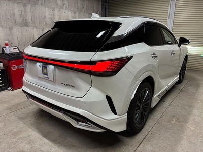 صورة 8 لـ 2024 Lexus RX