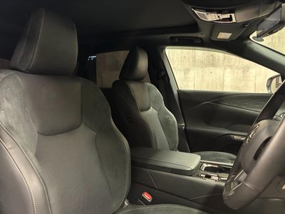 صورة مصغرة 13 لـ 2024 Lexus RX