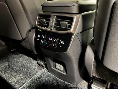 صورة مصغرة 24 لـ 2024 Lexus RX