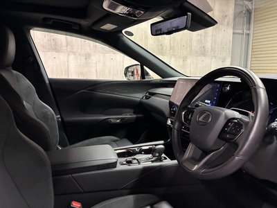 صورة مصغرة 12 لـ 2024 Lexus RX